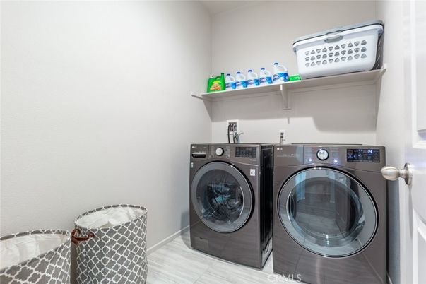 Interior, Washer