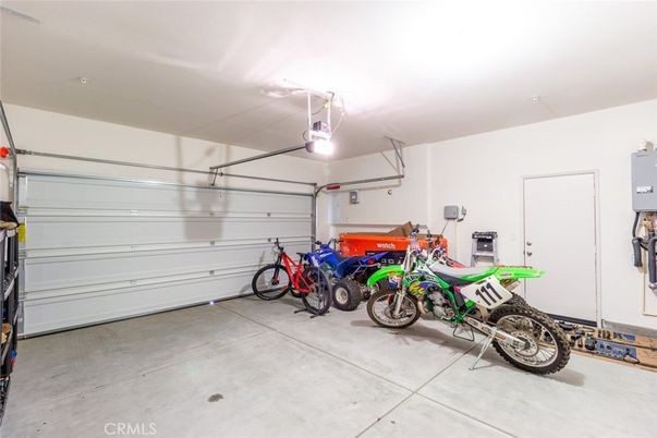 Garage, Interior