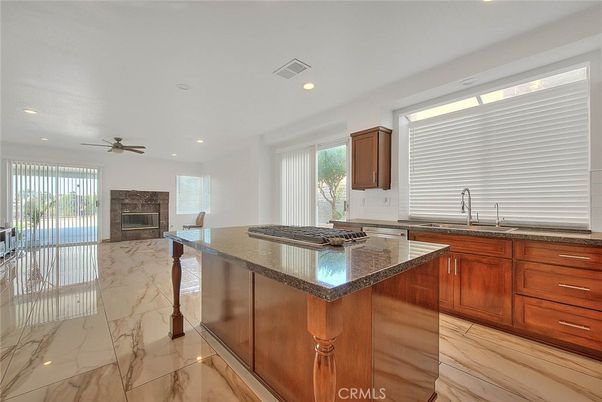 Fireplace, Interior, Kitchen, Marble, Recessed Lighting
