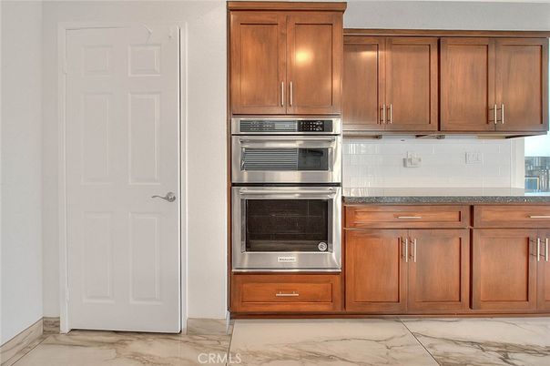 Interior, Kitchen, Marble, Stainless Steel Appliances