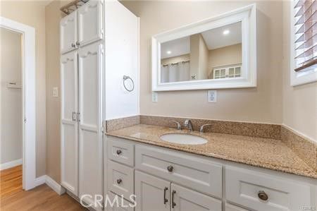 Bathroom, Interior, Recessed Lighting, Wood Texture Flooring