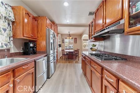 Chandelier, Dining room, Interior, Kitchen, Pendant Lights, Recessed Lighting, Wood Texture Flooring