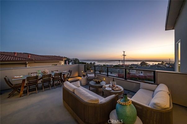 Water, Exterior, Dining room, Other