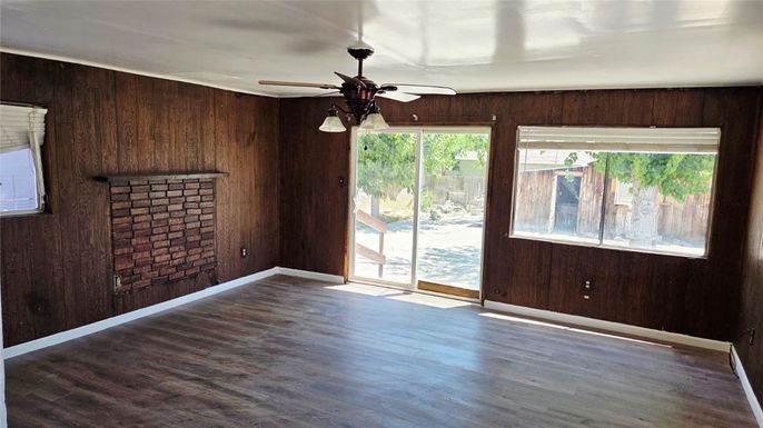 Empty room, Interior, Wood Texture Flooring, Wooden Walls