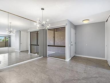 Empty room, Interior, Pendant Lights