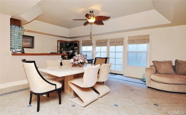 Dining room, Interior