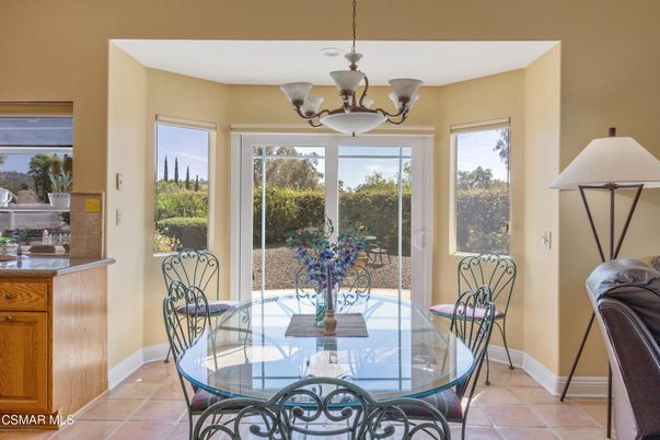 Chandelier, Dining room, Interior