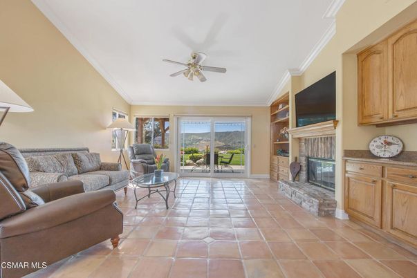 Fireplace, Interior, Living room
