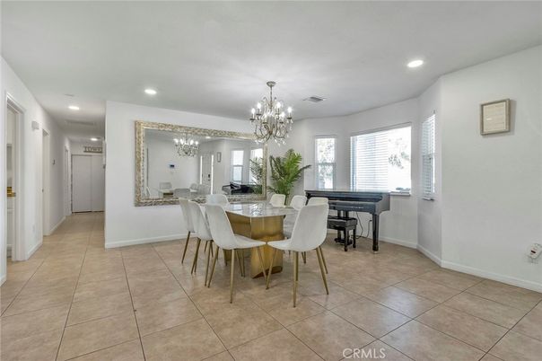Chandelier, Dining room, Interior, Piano, Recessed Lighting