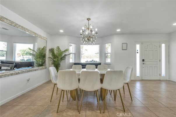 Chandelier, Dining room, Interior, Recessed Lighting