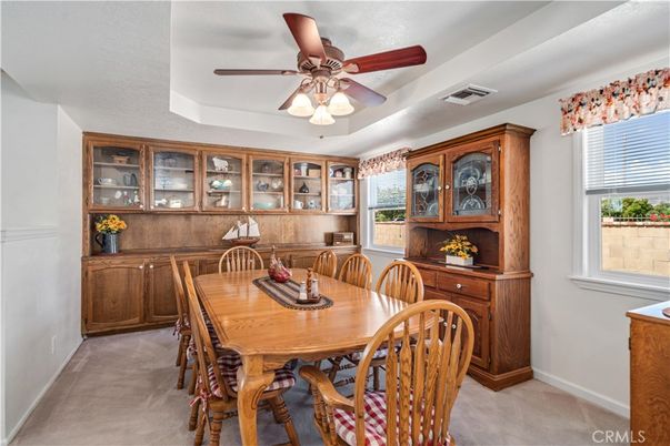 Dining room, Interior