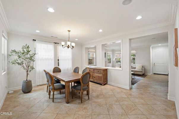 Chandelier, Dining room, Interior, Recessed Lighting