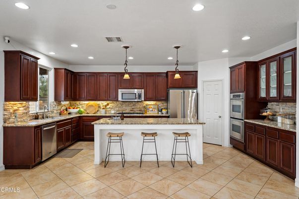 Interior, Kitchen, Pendant Lights, Recessed Lighting, Stainless Steel Appliances