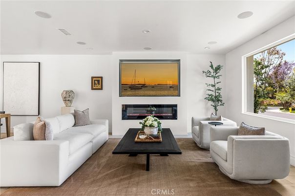 Fireplace, Interior, Living room, Recessed Lighting