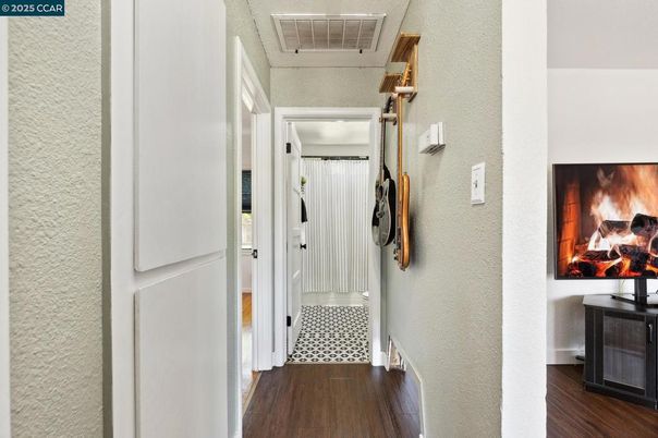 Fireplace, Interior, Washer, Wood Texture Flooring
