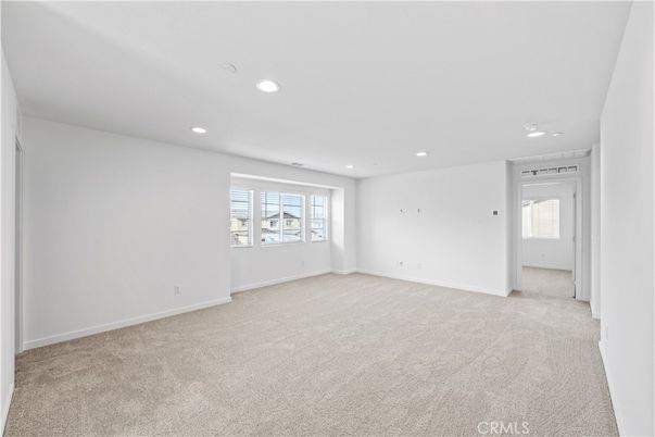 Empty room, Interior, Recessed Lighting