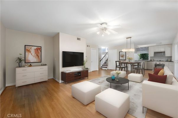Chandelier, Dining room, Interior, Kitchen, Living room, Pendant Lights, Stainless Steel Appliances, Wood Texture Flooring