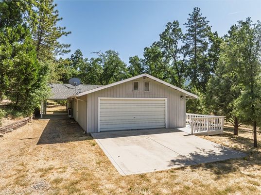 Backyard, Detached Garage, Exterior