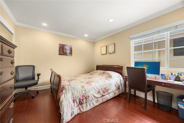 Bedroom, Home Office, Interior, Recessed Lighting, Wood Texture Flooring