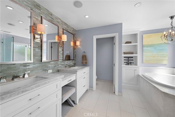 Bathroom, Dual Sink Vanities, Interior, Pendant Lights, Recessed Lighting
