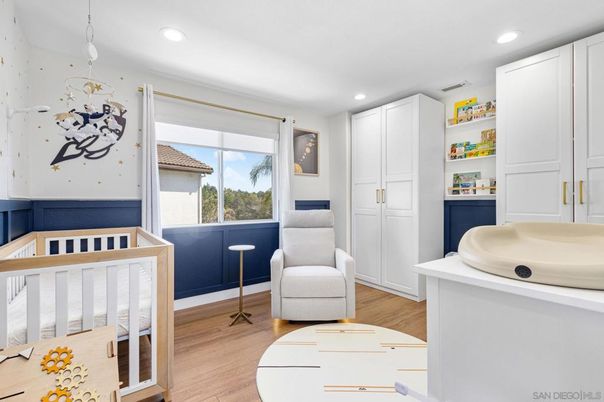 Interior, Pendant Lights, Recessed Lighting, Wood Texture Flooring