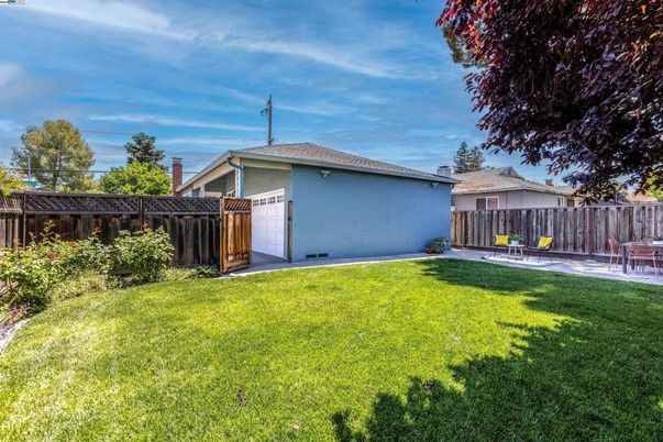 Backyard, Detached Garage, Exterior