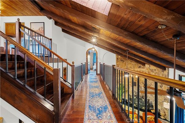 Interior, Pendant Lights, Wooden Beams, Wooden Ceilings, Wood Texture Flooring