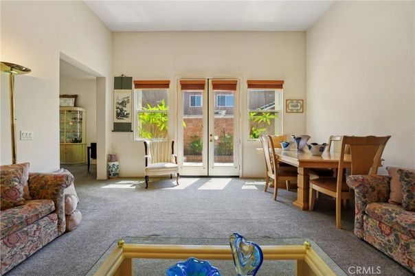 Dining room, Interior