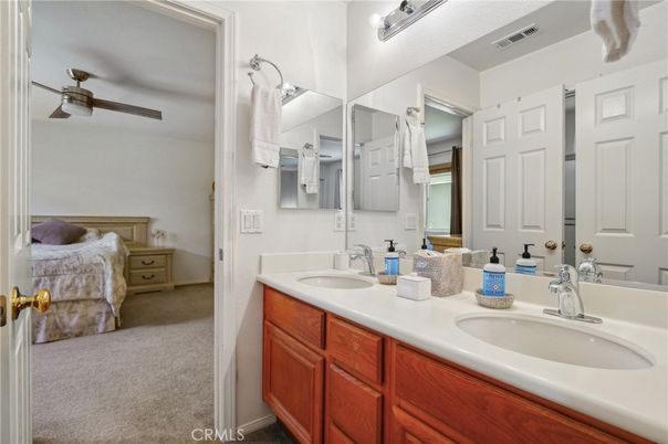 Bathroom, Bedroom, Dual Sink Vanities, Interior