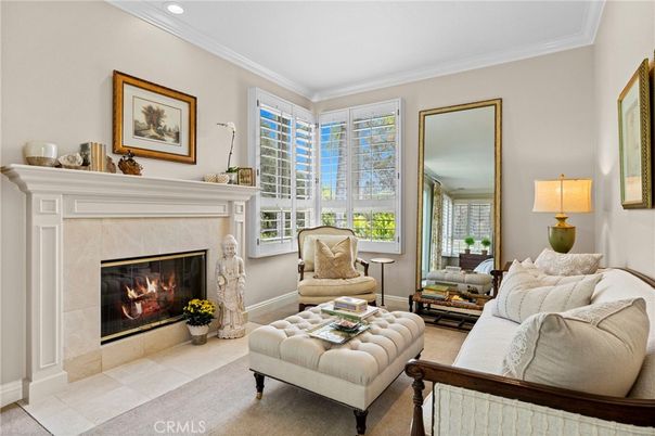 Fireplace, Interior, Living room, Recessed Lighting