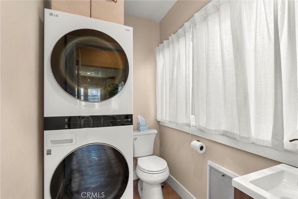 Bathroom, Interior, Utility Closets, Washer