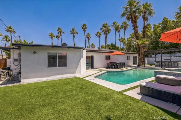 Backyard, Exterior, Pool