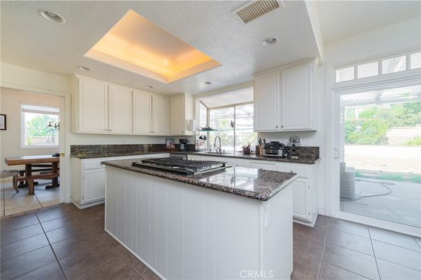 Dining room, Interior, Kitchen, Recessed Lighting