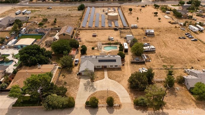 Exterior, Drone