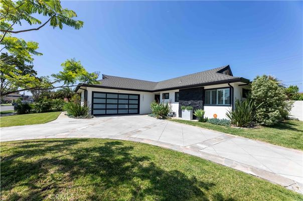 Attached, Backyard, Exterior, Facade, Ranch