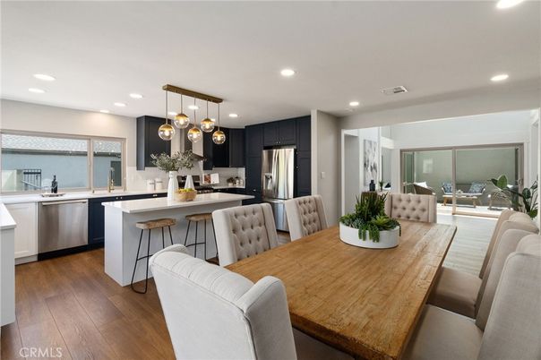 Dining room, Interior, Kitchen, Living room, Pendant Lights, Recessed Lighting, Stainless Steel Appliances, Wood Texture Flooring