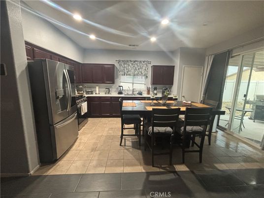 Dining room, Interior, Kitchen, Recessed Lighting, Stainless Steel Appliances