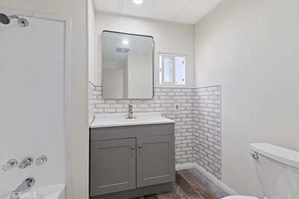 Bathroom, Interior, Recessed Lighting, Wood Texture Flooring