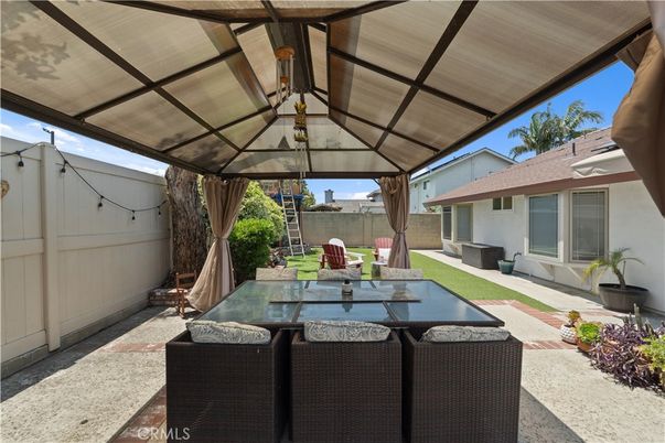 Exterior, Hot Tub
