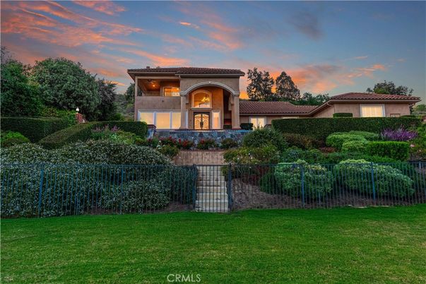 Backyard, Exterior, Facade, Mediterranean