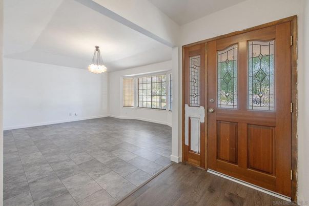 Chandelier, Empty room, Interior, Wood Texture Flooring