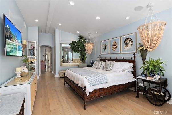Bedroom, Interior, Pendant Lights, Recessed Lighting, Wood Texture Flooring