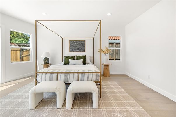 Bedroom, Dining room, Interior, Recessed Lighting, Wood Texture Flooring