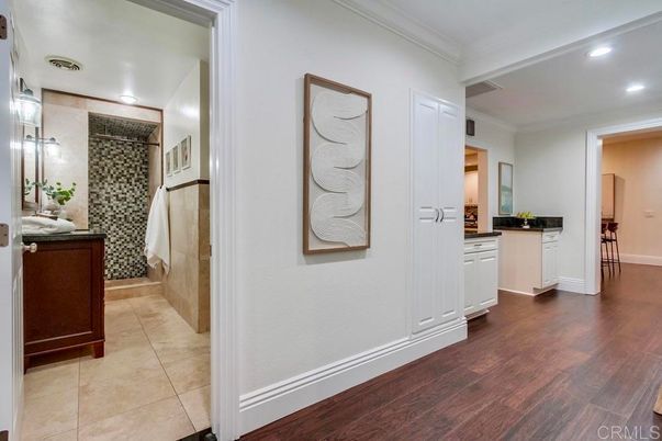 Bathroom, Interior, Recessed Lighting, Wood Texture Flooring