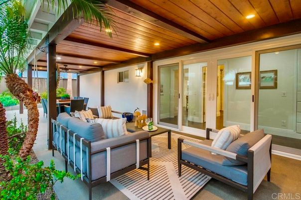 Dining room, Exterior, Interior, Living room, Wooden Beams, Wooden Ceilings