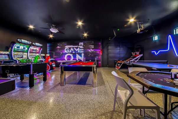 Billiard Table, Game Room, Interior, Recessed Lighting
