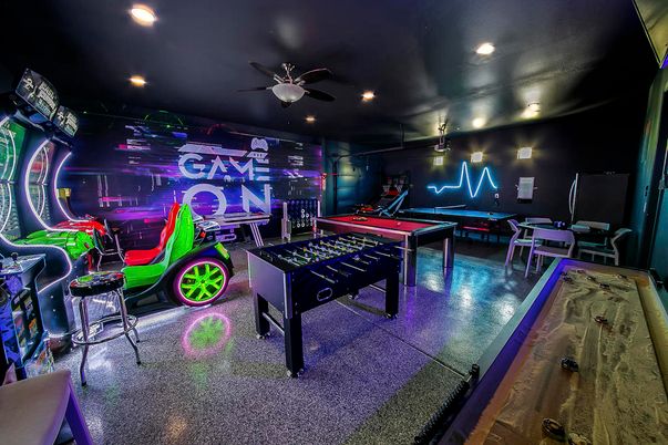 Game Room, Interior, Recessed Lighting
