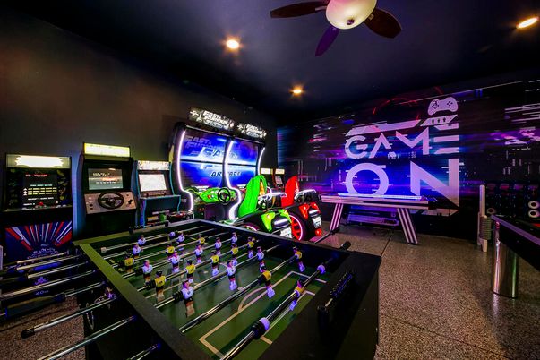 Game Room, Interior, Recessed Lighting