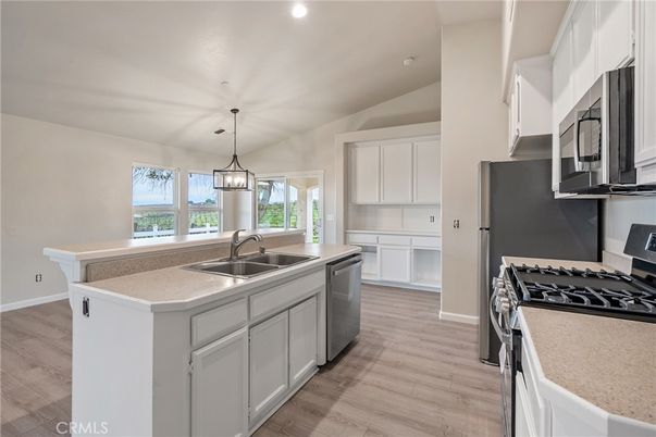 Interior, Kitchen, Pendant Lights, Recessed Lighting, Wood Texture Flooring