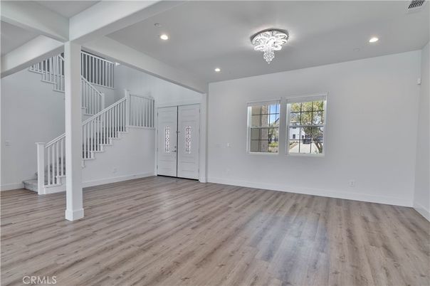 Empty room, Interior, Recessed Lighting, Wood Texture Flooring